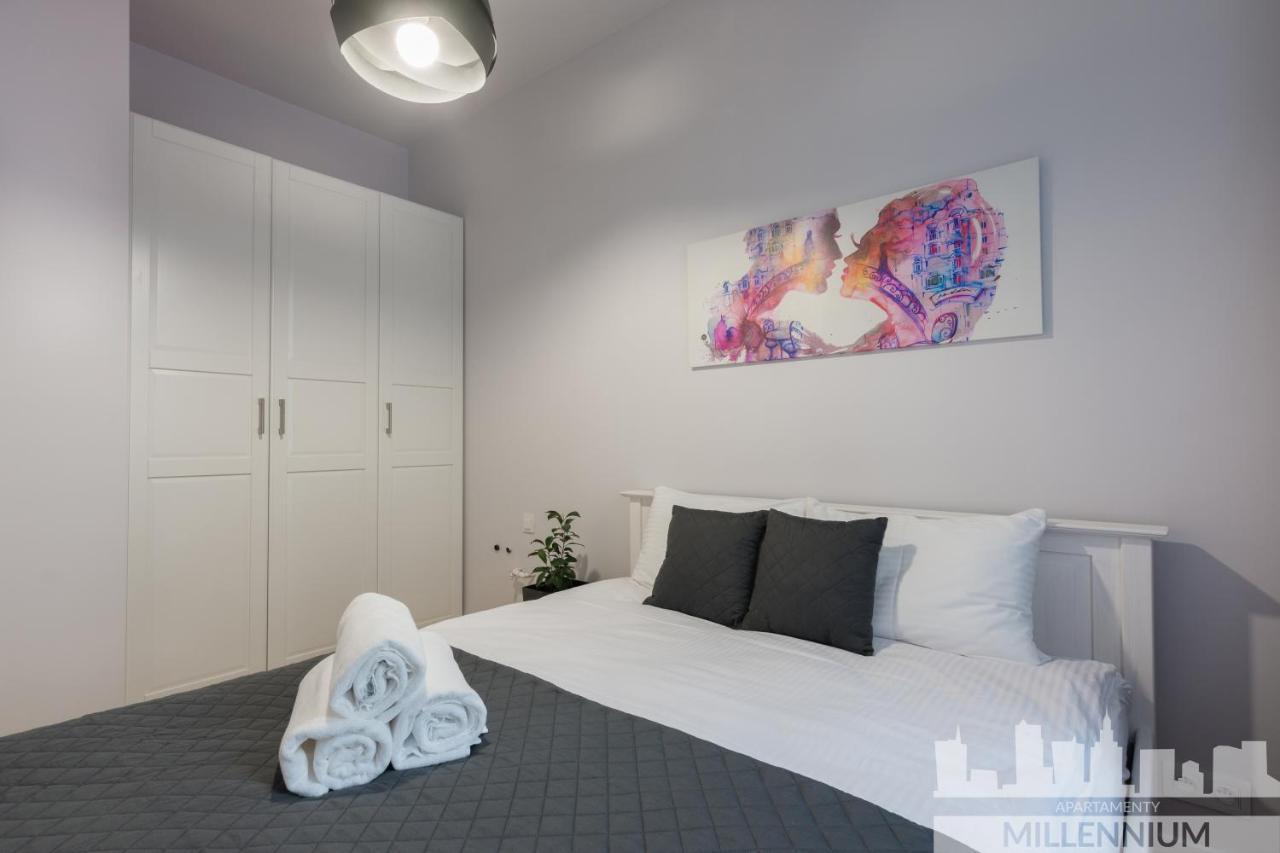 Millennium Awangarda Grey Apartment วอร์ซอ ภายนอก รูปภาพ
