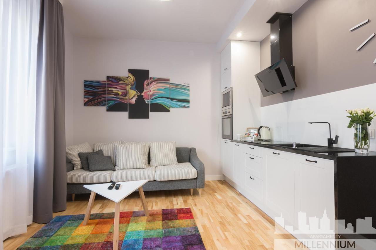 Millennium Awangarda Grey Apartment วอร์ซอ ภายนอก รูปภาพ